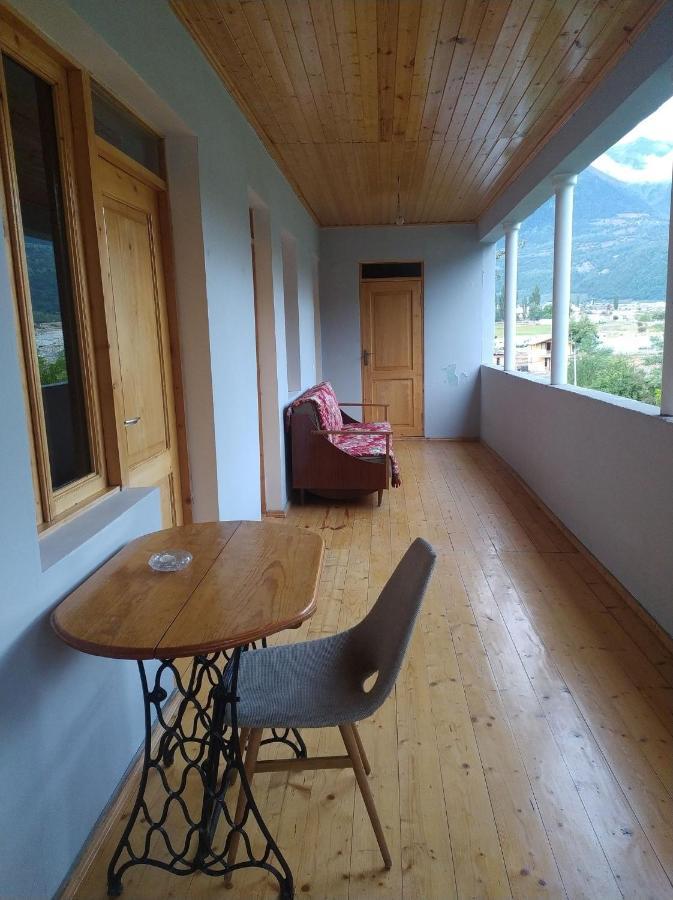 Guest House Nene Μέστια Εξωτερικό φωτογραφία